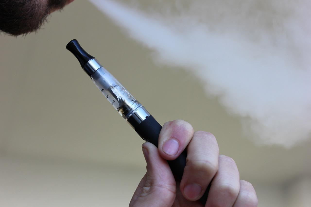 Electro-cigarette : les vapes sans nicotine sont-elles nocives ?